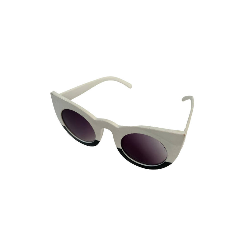 Vintage Retro 1990's Futuristic Black and White Oversized Cateye Sunglasses