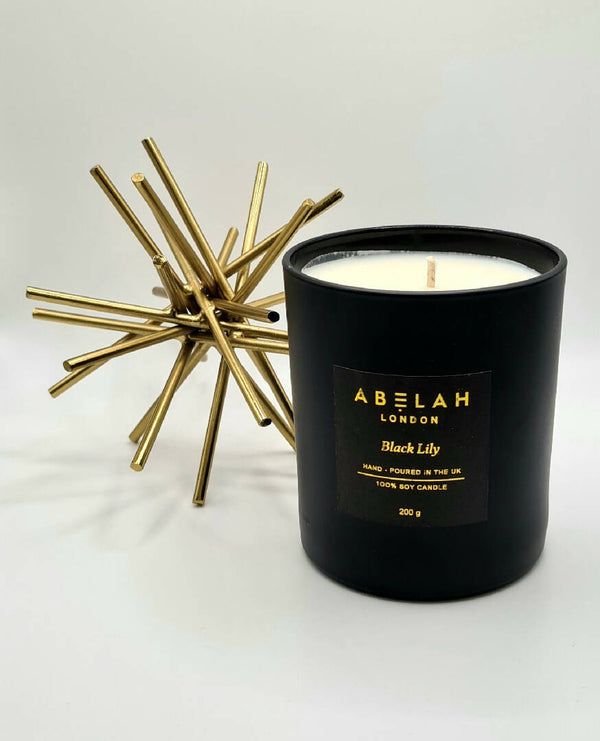 Black Lily Candle