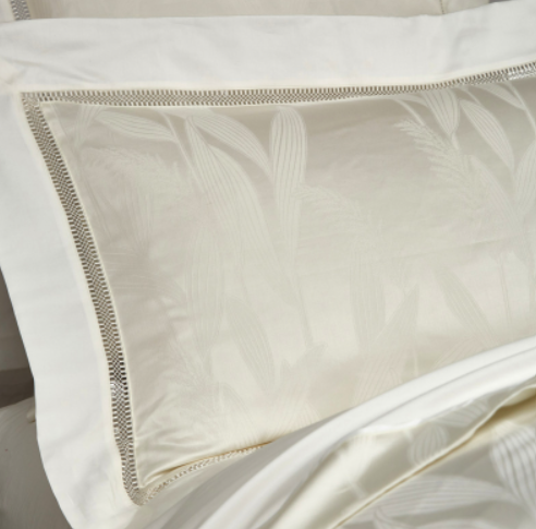 Lilela Duvet Cover Set – 100% Egyptian Cotton, Ultra-Soft & Breathable (4-Piece Set) + FREE Gift! - LINKORI