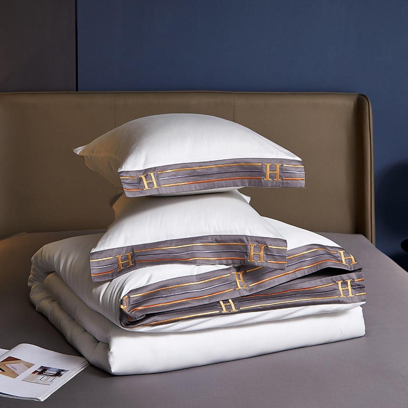 White Satin Duvet Cover Set – 100% Egyptian Cotton, Ultra-Soft & Breathable (4-Piece Set) + FREE Gift! - LINKORI