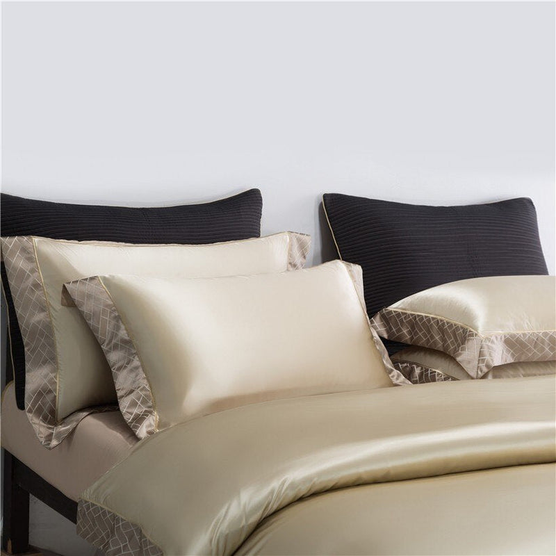 Geourjuk Lined Gold Satin Duvet Cover Set – 100% Egyptian Cotton, Ultra-Soft & Luxurious (4-Piece Set) + FREE Gift! - LINKORI