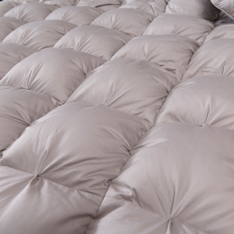 Grey Luxurious Quilted Cotton Goose Down Comforter – Ultra-Soft, Warm & Breathable + FREE Gift!