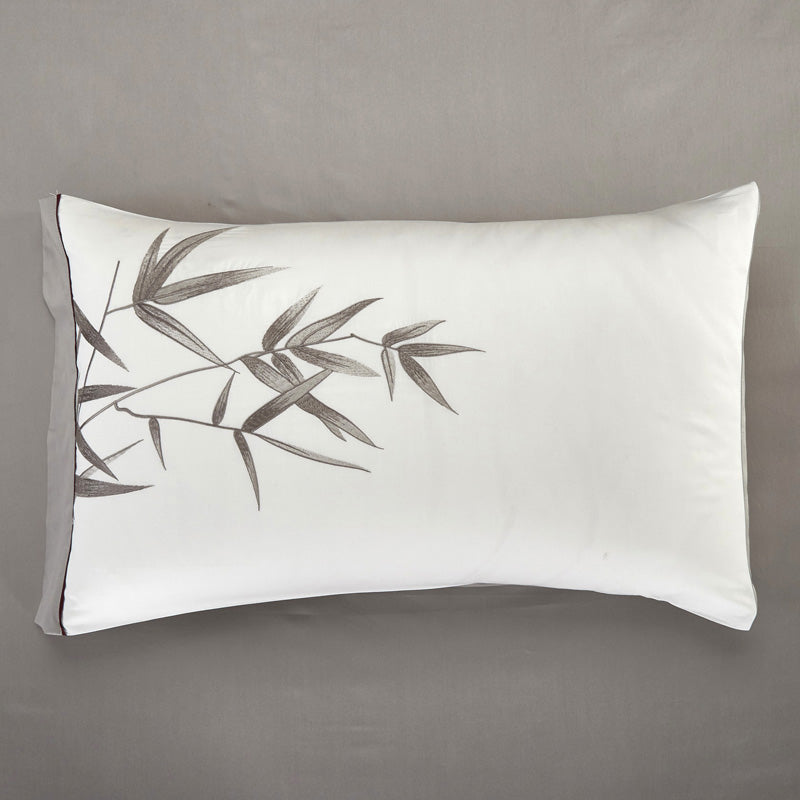 Leafline Duvet Cover Set – 100% Egyptian Cotton, Ultra-Soft & Breathable (4/7 Piece Set) + FREE Gift!