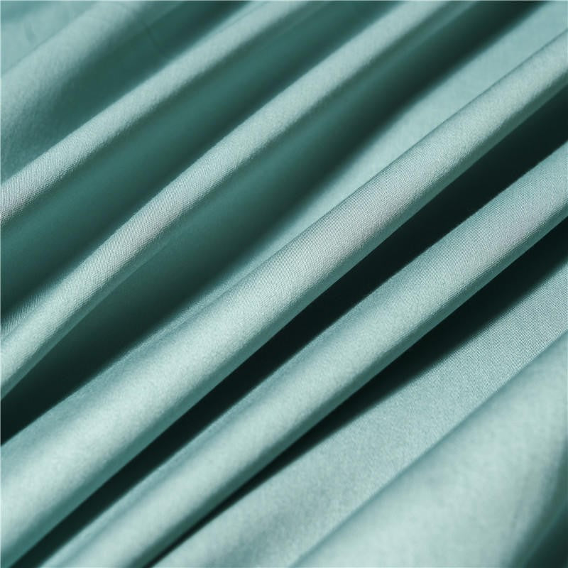 Liliflo Luxury Embroidered Duvet Cover Set – 100% Egyptian Cotton, Ultra-Soft & Elegant (4-Piece Set) + FREE Gift!