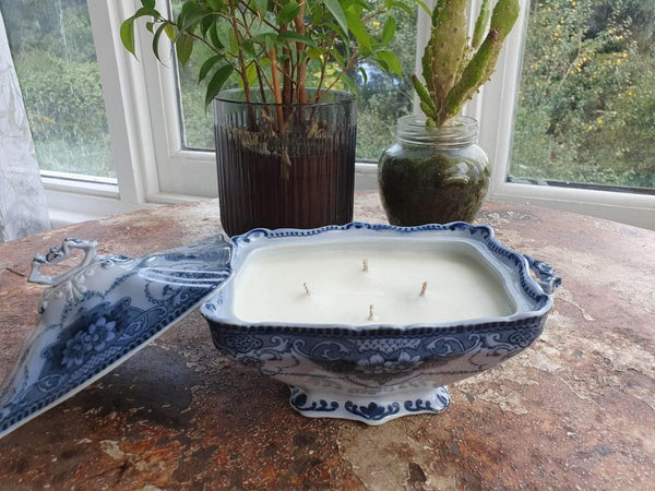 Vintage gravy bowl candles