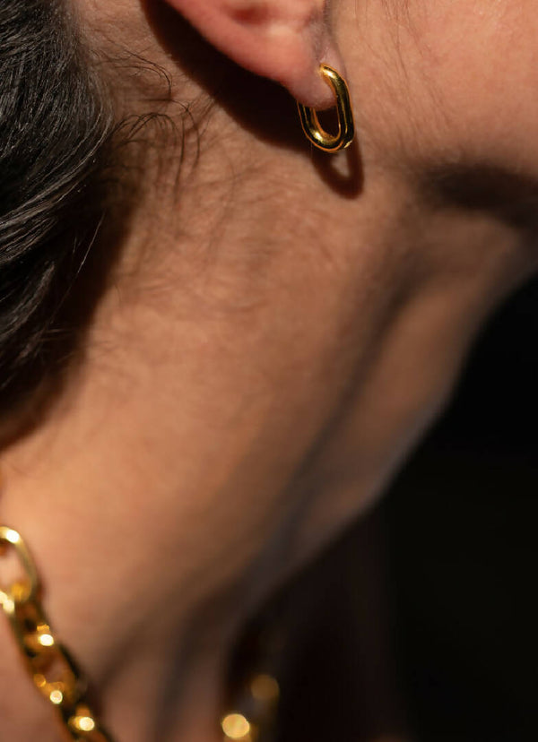 Gia Stud - 18k Gold Plated Stud Earrings