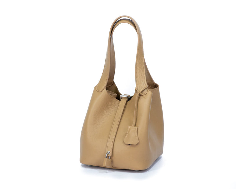 5600 Leather Tote