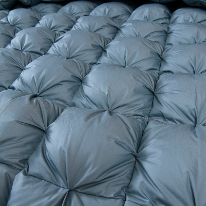 Blue Luxurious Quilted Cotton Goose Down Comforter – Ultra-Soft, Warm & Breathable + FREE Gift!