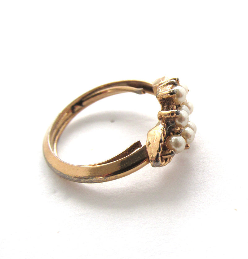 1970s Adorable Avon Vintage Contemporary Style Pearl Fashion Ring
