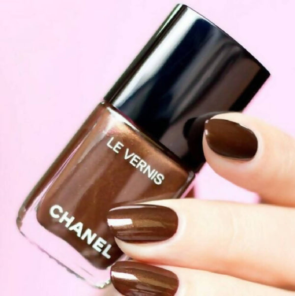 CHANEL Limited Edition Long Wear Rare LE VERNIS Nail Colour Varnish Polish 526 Cavaliere (Chocolate Brown Metallic)
