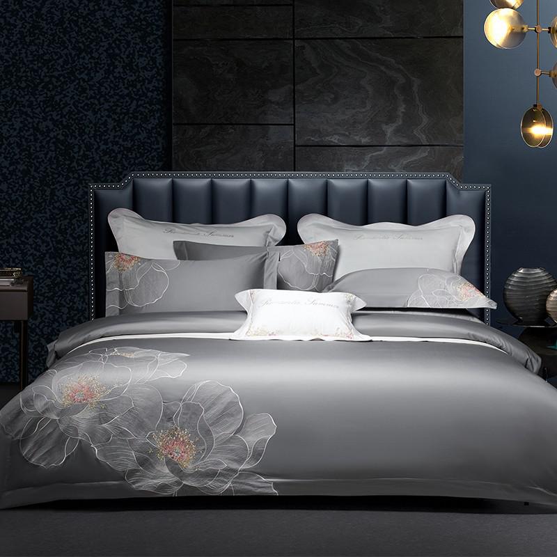 Jackflo S. Grey Duvet Cover Set (Egyptian Cotton) - 4 Piece Set