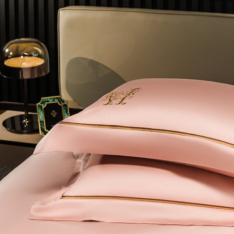 Luxury M Golden Embroidery S. Pink Duvet Cover Set (Egyptian Cotton) - 4 Piece Set