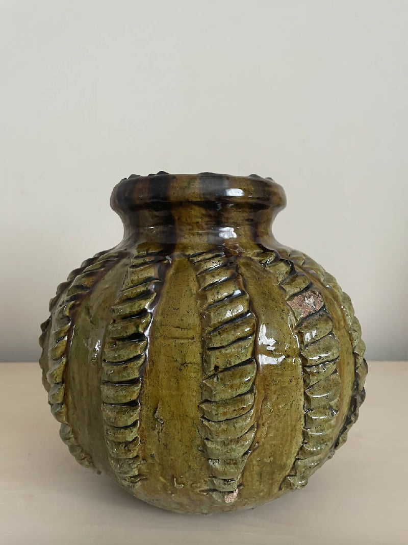 TAMEGROUTE vase 2a mustard yellow