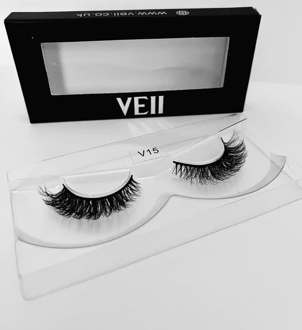 V15 - Luxury Faux Curl Lashes