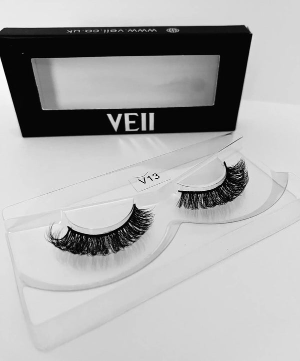 V13 - Luxury Faux Curl Lashes