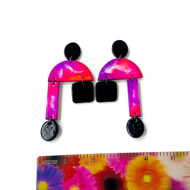 80s Oversized Clip On Earrings in Marble Hot Pink & Black