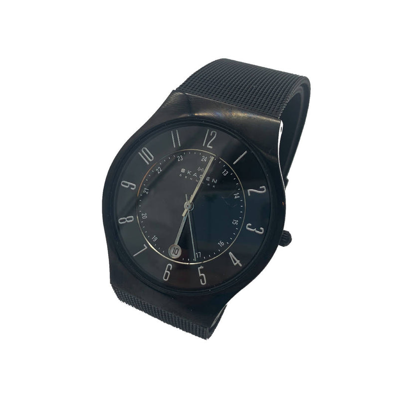 Vintage Minimal Style Scadinavian Skagen black wrist watch with tone on tone dial