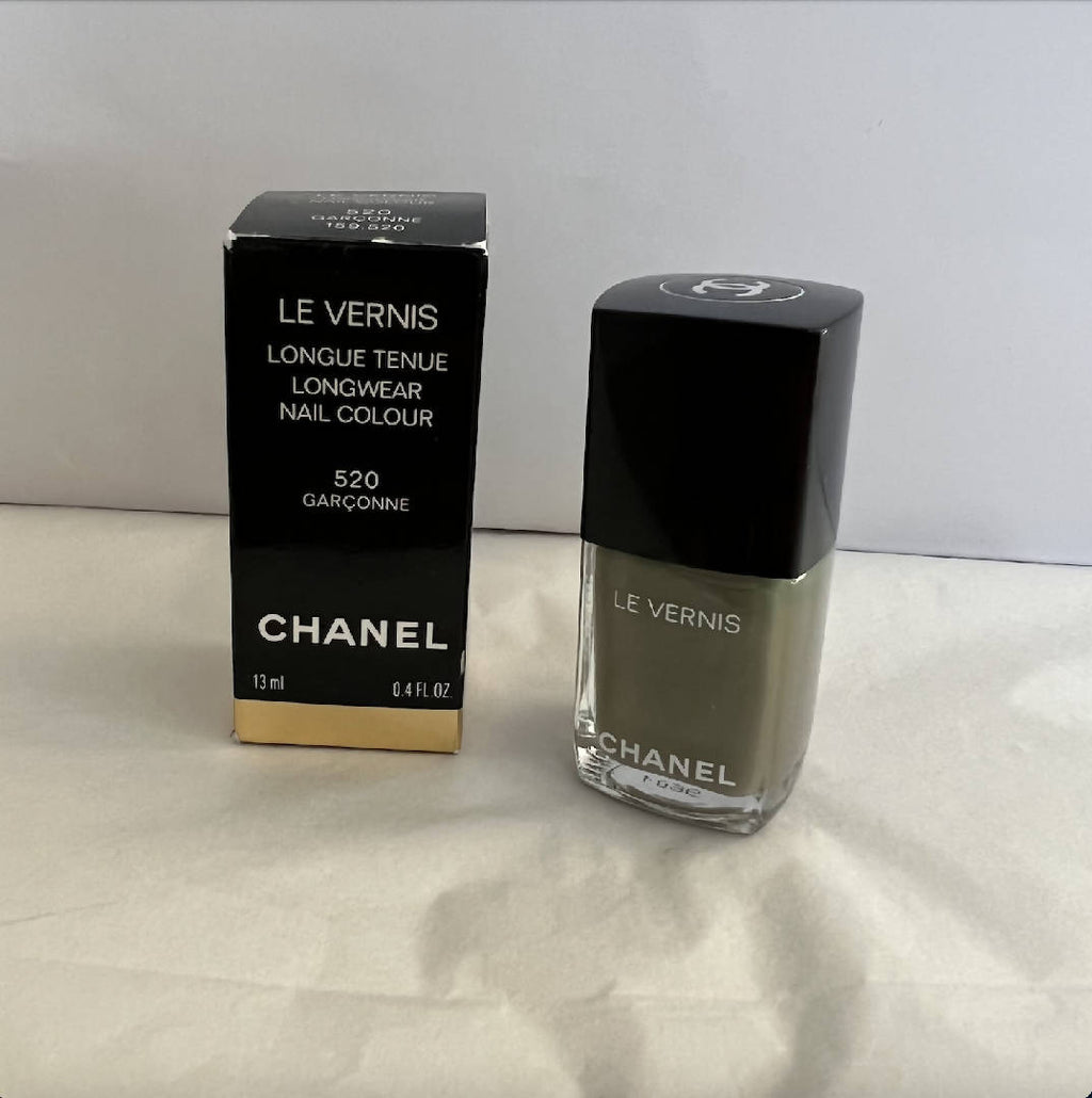Chanel Le Vernis Longwear Nail Colour 628 Prune Dramatique for Women, 0.4  Ounce