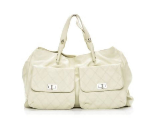 Chanel Pocket in the City Tote Diamond Quilted Large Ivory in Caviar with Polished Silver-tone