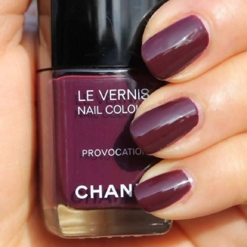 CHANEL LE VERNIS Rare Long Wear Nail Colour Varnish Polish 599 PROVOCATION Purple